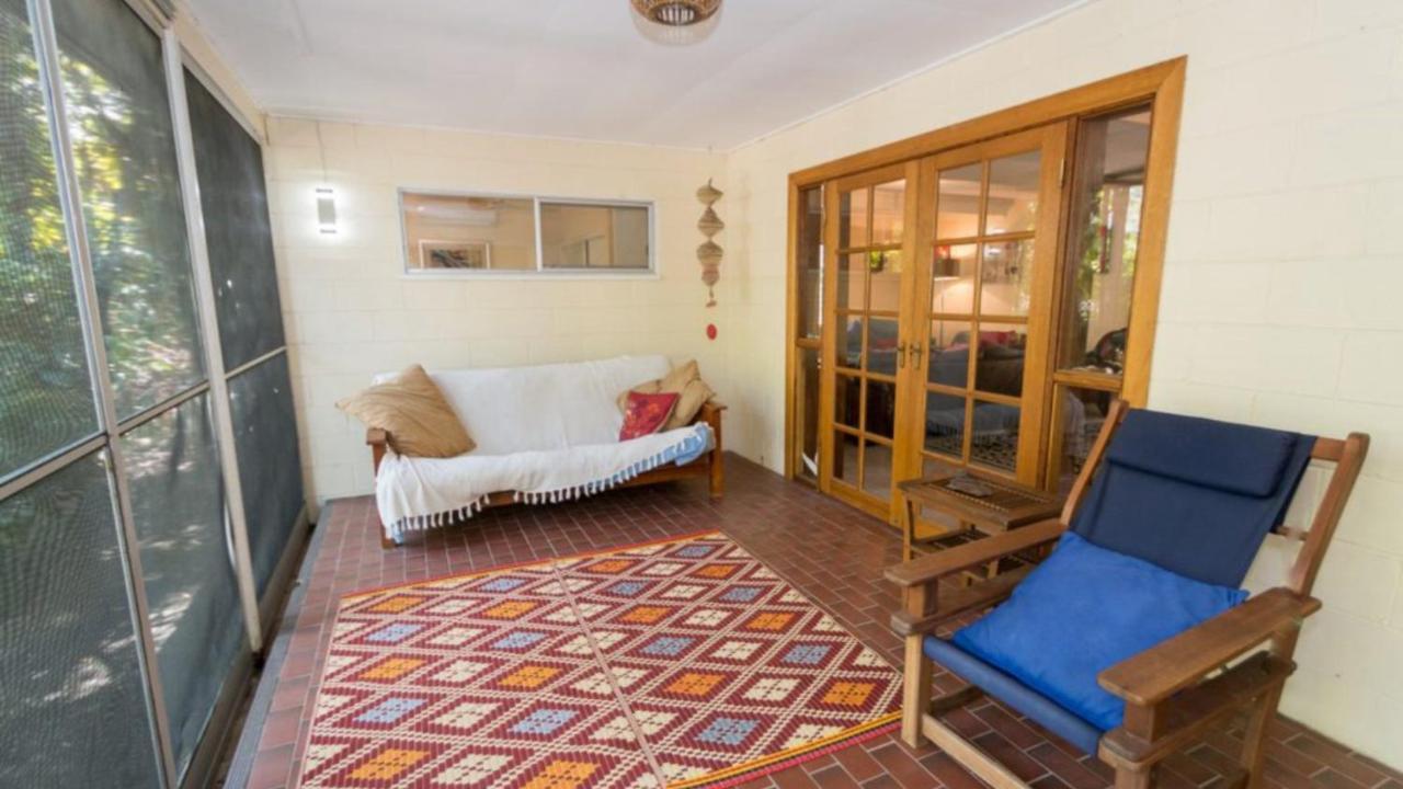 Moana Cottage, Stroll To Horseshoe Bay Beachfront Exterior photo